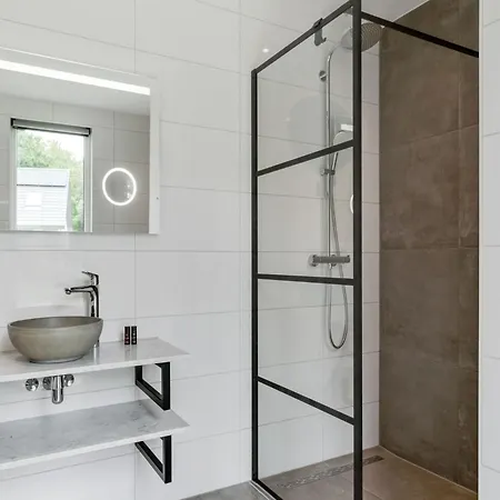 Great Energy Neutral On Texel With Sauna And Sun Shower Feriehus *